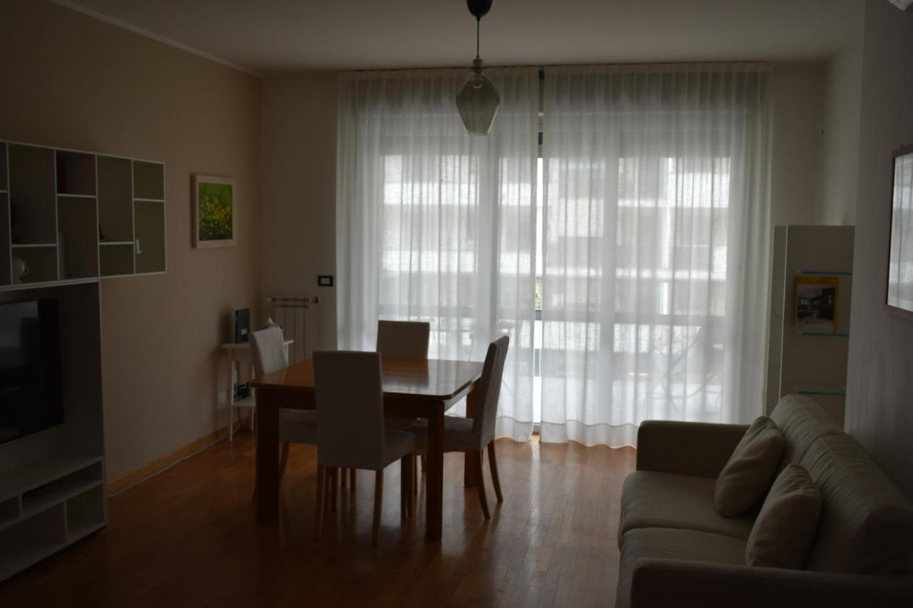 House Promenade Santa Giulia Apartment Милано Екстериор снимка
